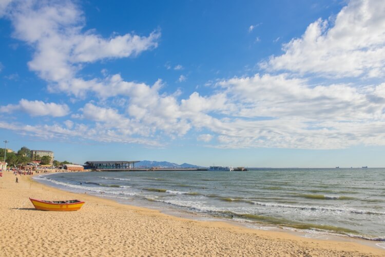 希腊的海鲜美食：地中海海域的鲜美馈赠