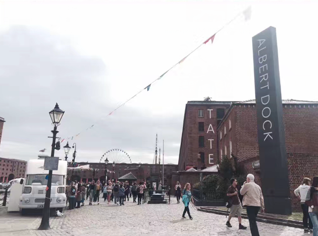 恭喜R同学成功被英国知名高中录取！