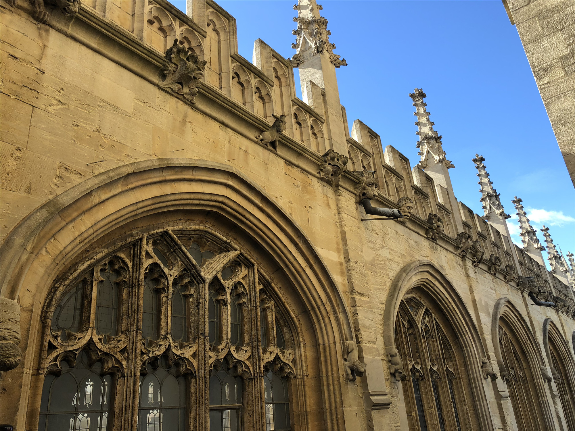 这些英国大学已开放2020年申请！