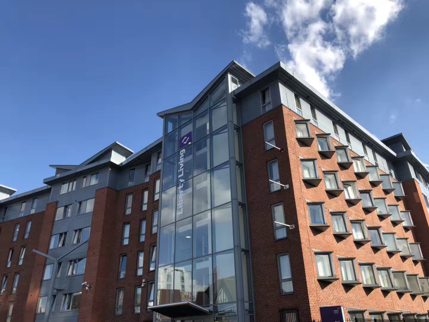 英国留学 | “工作党”如何变身“留学党”？