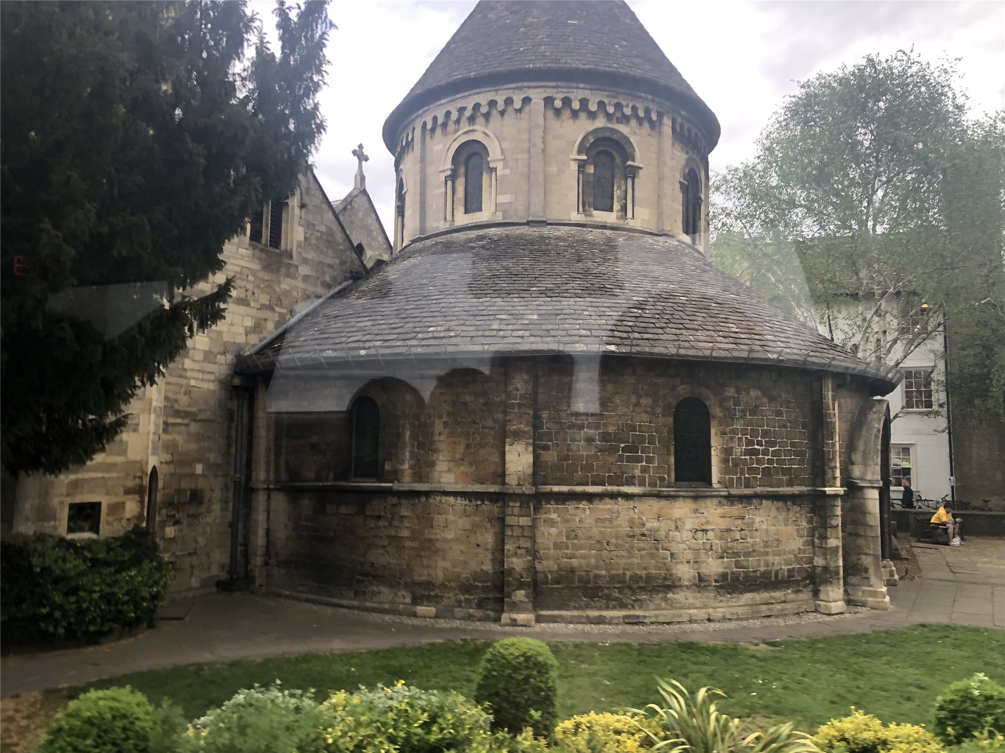 驻英国大使馆官方答疑，留学生如何防疫！