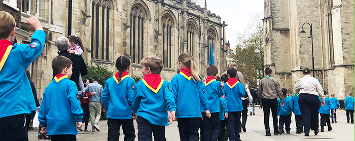 英国留学生包机回国及隔离期花费如何算？