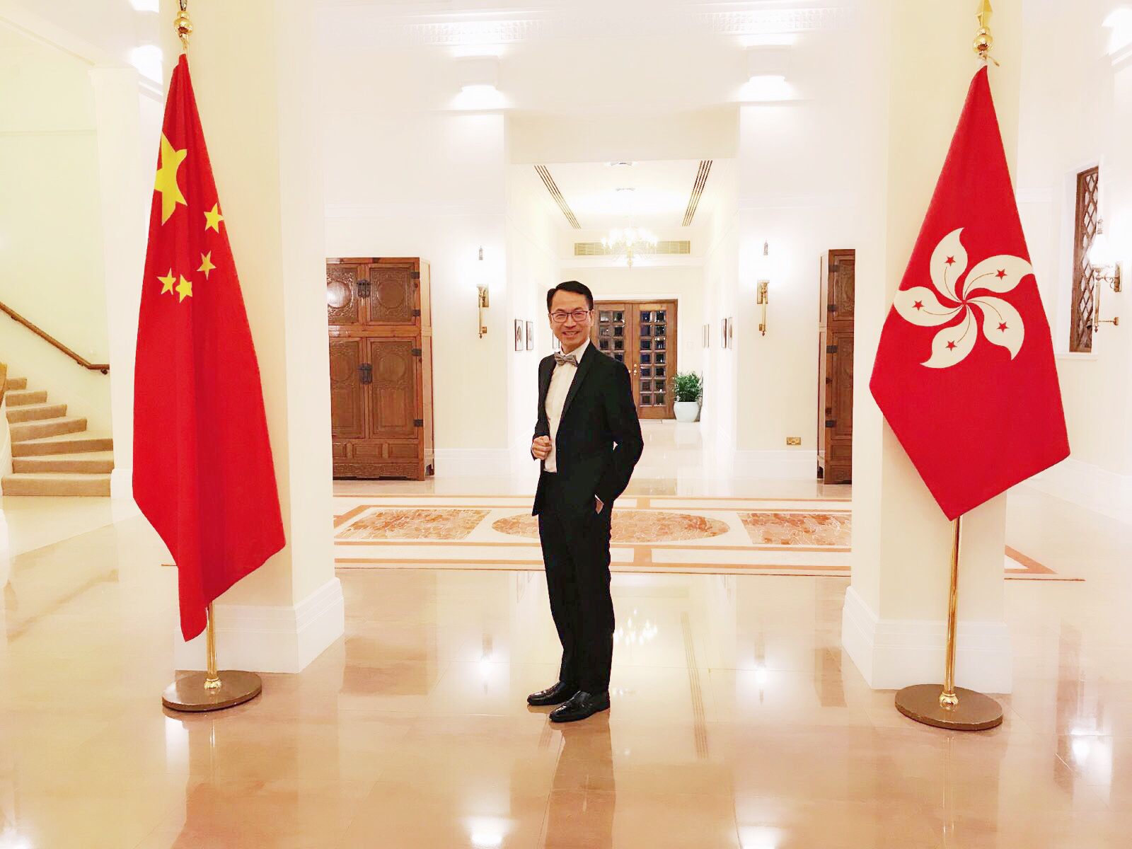 关景鸿博士出席香港公益金「百万名酿为公益」慷慨解囊支持慈善