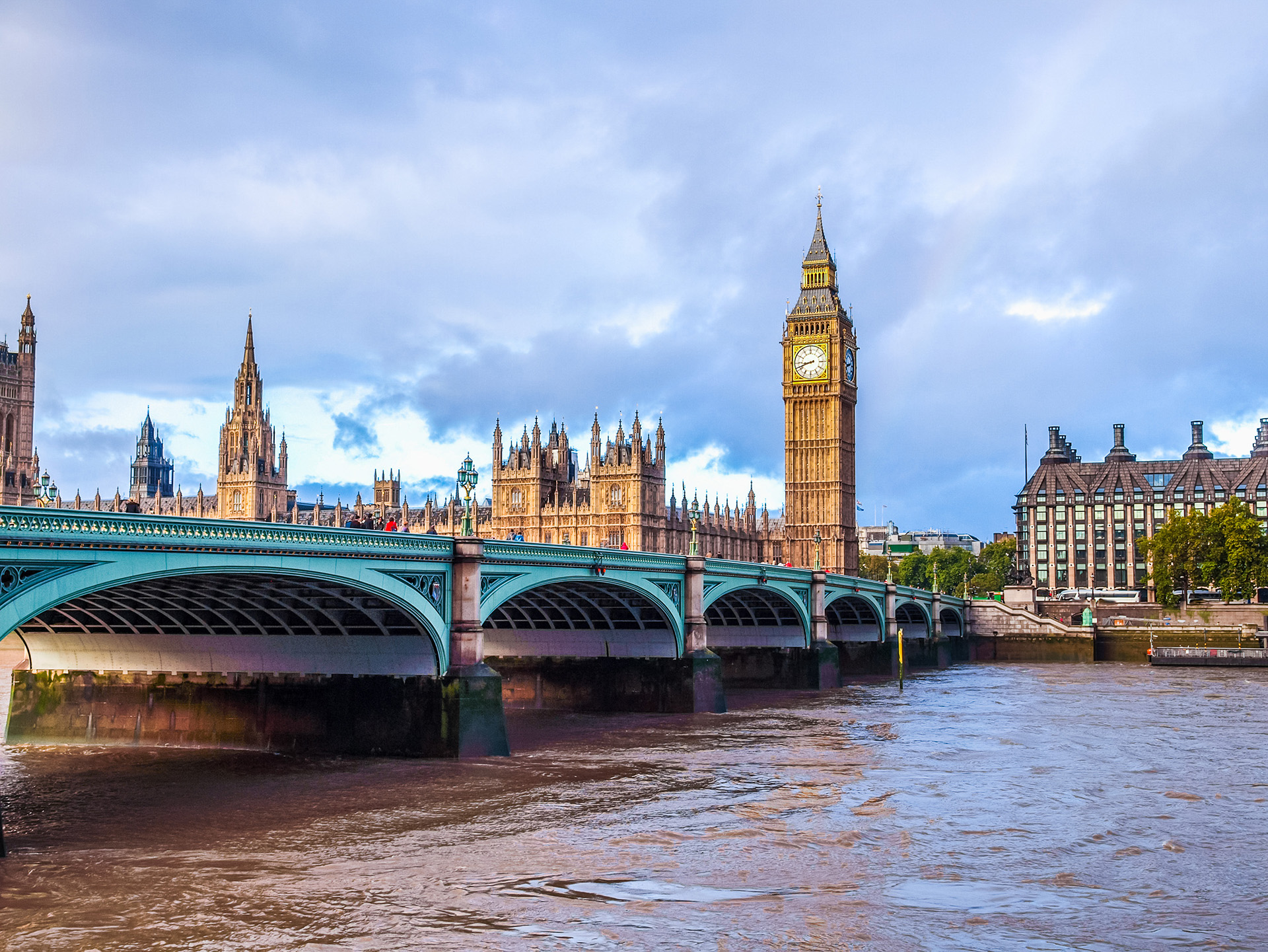 2024年英国硕士申请时间规划,英国硕士申请时间轴