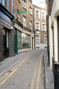 英国留学热门专业申请难度及就业前景解析